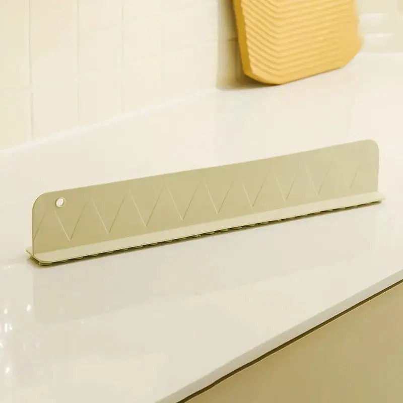 Silicone Sink Baffle Splash Guard – Say Goodbye to Soaked Shirts & Splash Messes